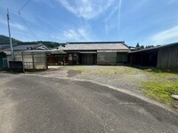中古住宅(事務所・ソーラーパネル付)